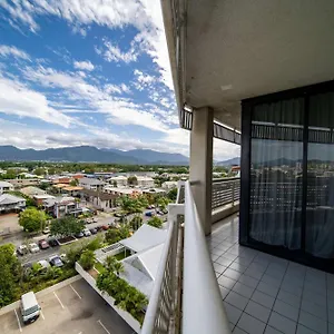 Rydges Esplanade Отель Кэрнс